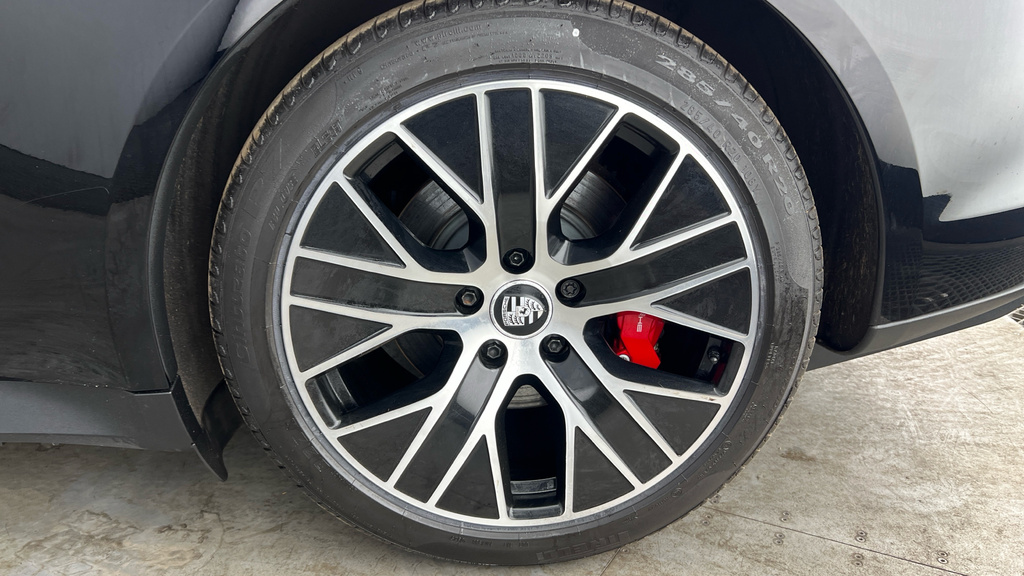Porsche Taycan Taycan 4S 93Kwh Red #26