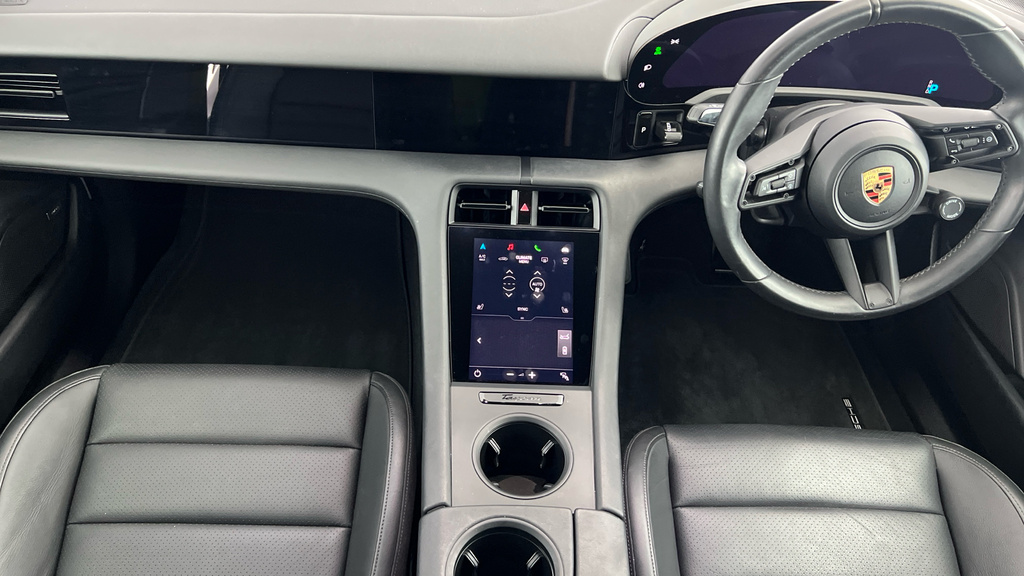 Porsche Taycan Taycan 4S 93Kwh Red #13