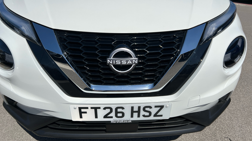 Nissan Juke 1.0 Dig-t Acenta Premium White #47
