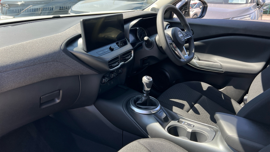Nissan Juke 1.0 Dig-t Acenta Premium White #10