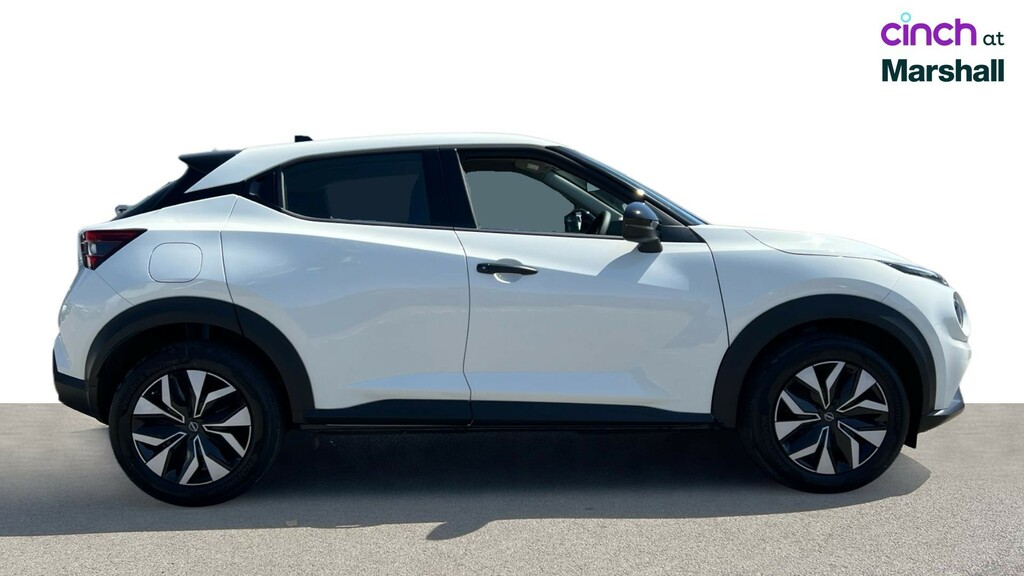 Nissan Juke 1.0 Dig-t Acenta Premium White #2