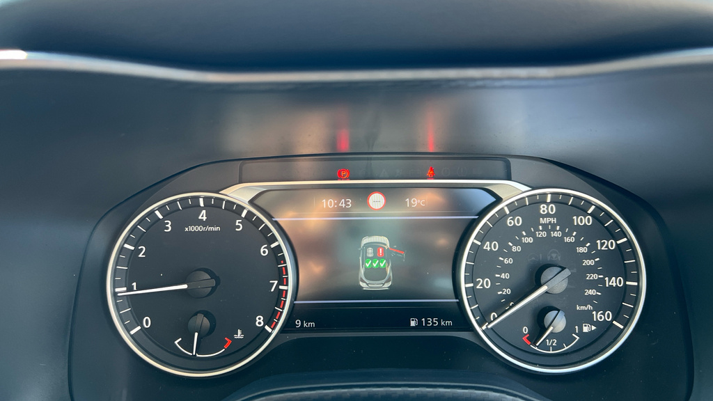 Nissan Juke 1.0 Dig-t Acenta Premium White #13