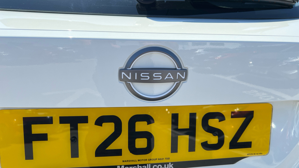 Nissan Juke 1.0 Dig-t Acenta Premium White #42
