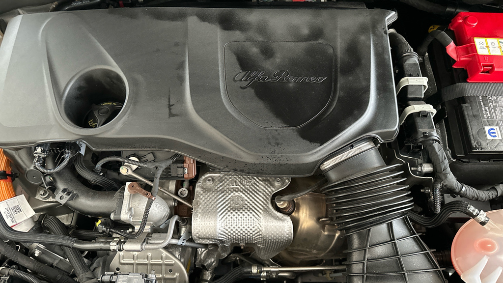 Alfa Romeo Tonale 1.5L Speciale Grey #24