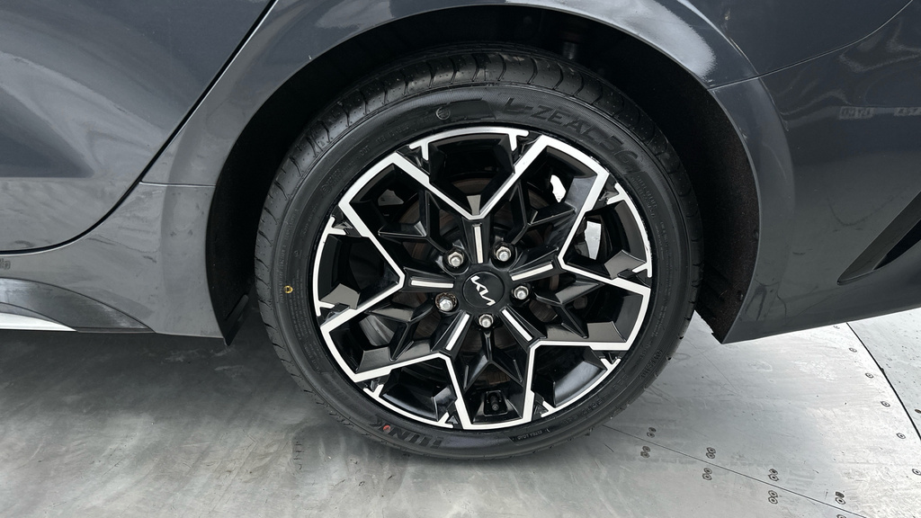 Kia Proceed 1.5T Gdi Isg Gt-line S Dct White #25
