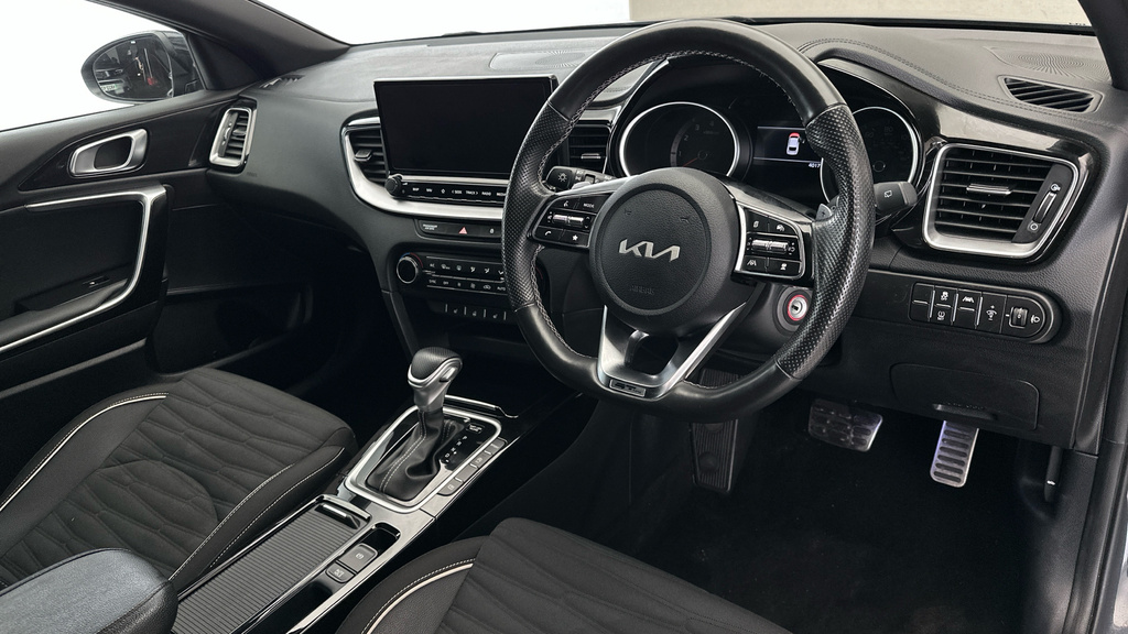Kia Proceed 1.5T Gdi Isg Gt-line S Dct White #10