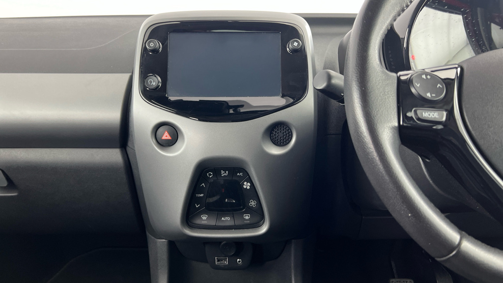 Toyota Aygo X Vvt-i X-trend X-shift Black #19
