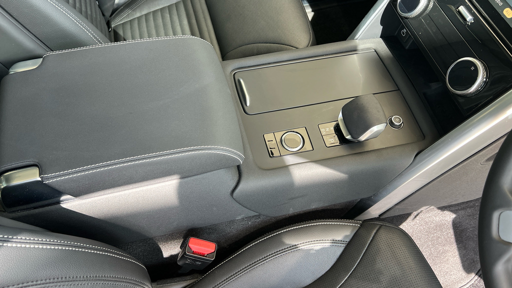 Land Rover Discovery 3.0 D350 Dynamic Hse 2026 Grey #41