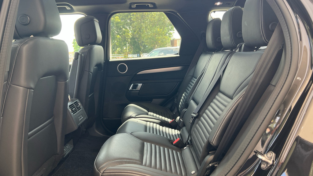 Land Rover Discovery 3.0 D350 Dynamic Hse 2026 Grey #13