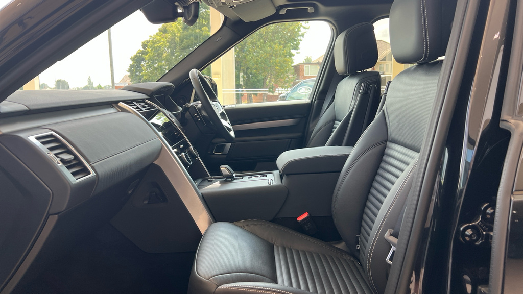 Land Rover Discovery 3.0 D350 Dynamic Hse 2026 Grey #18