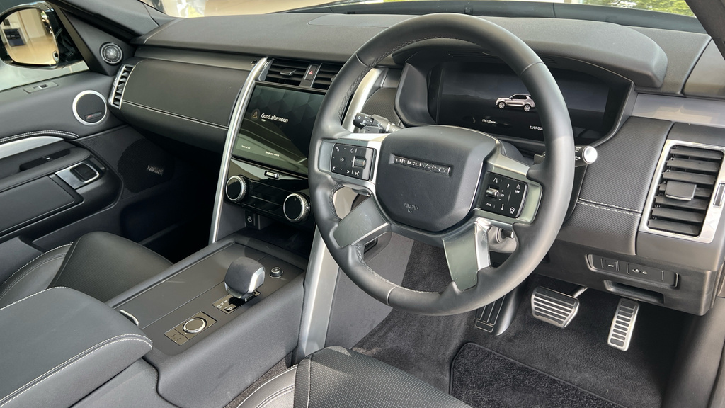 Land Rover Discovery 3.0 D350 Dynamic Hse 2026 Grey #9