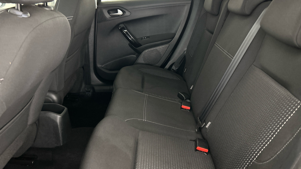 Peugeot 208 Hatchback Black #19