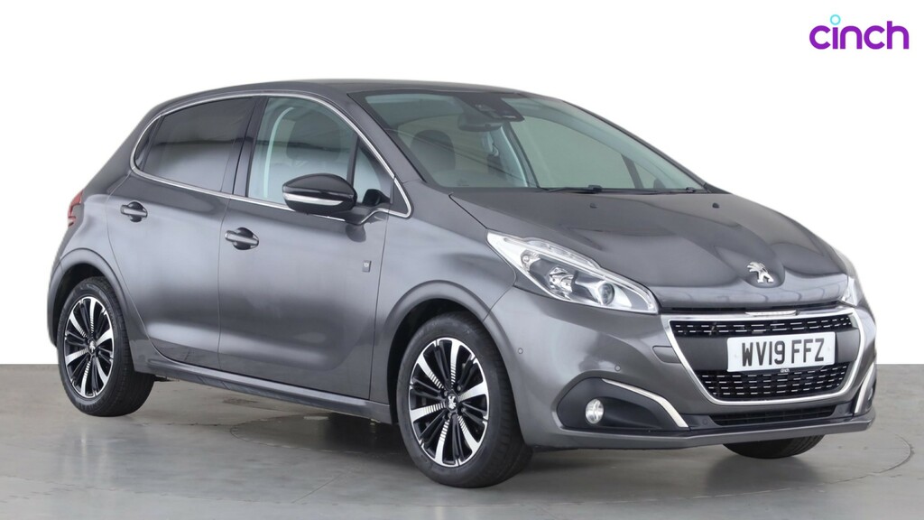Peugeot 208 Hatchback Black #1