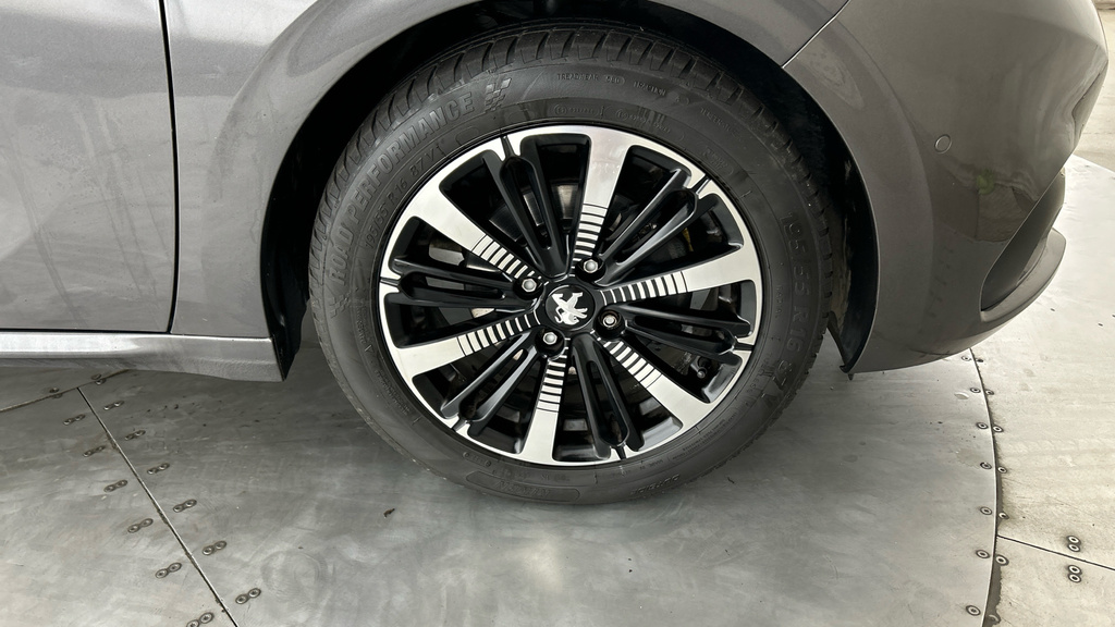 Peugeot 208 Hatchback Black #25