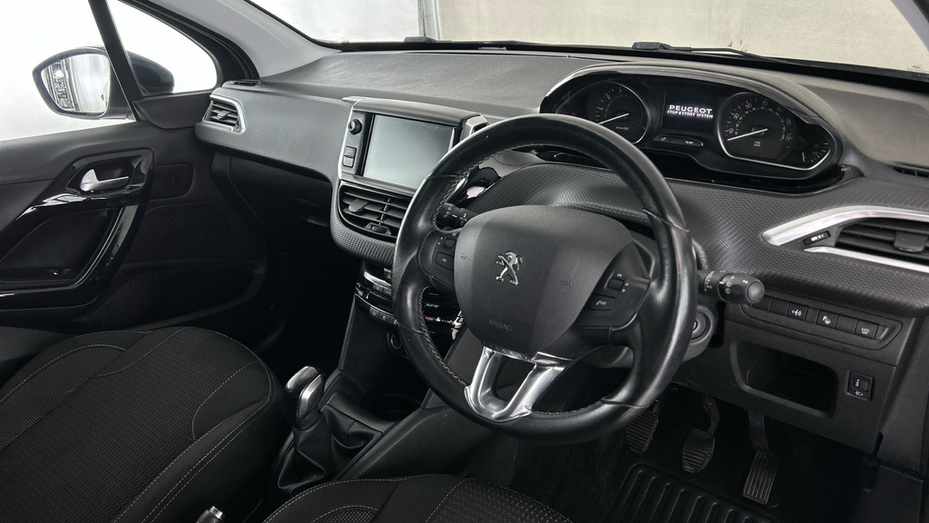 Peugeot 208 Hatchback Black #11