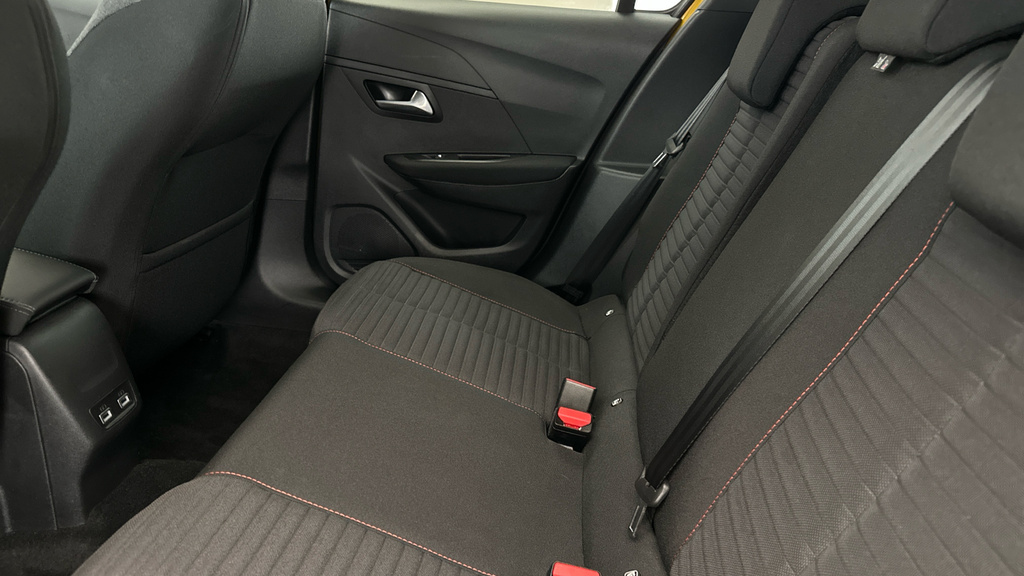 Peugeot e-208 208 Allure Premium Ev Yellow #18
