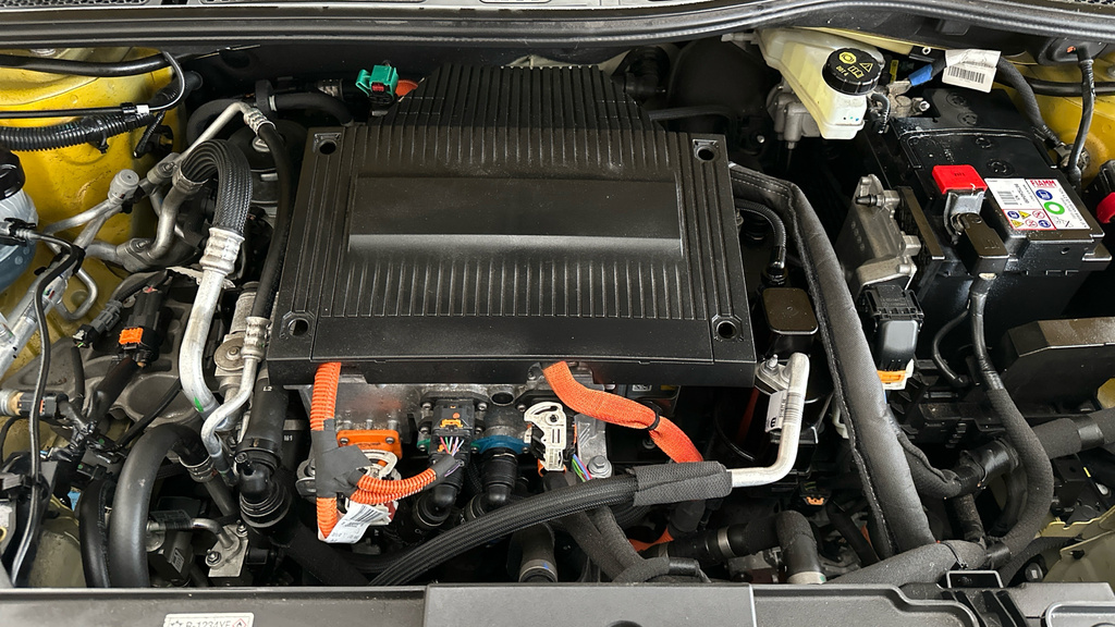 Peugeot e-208 208 Allure Premium Ev Yellow #20