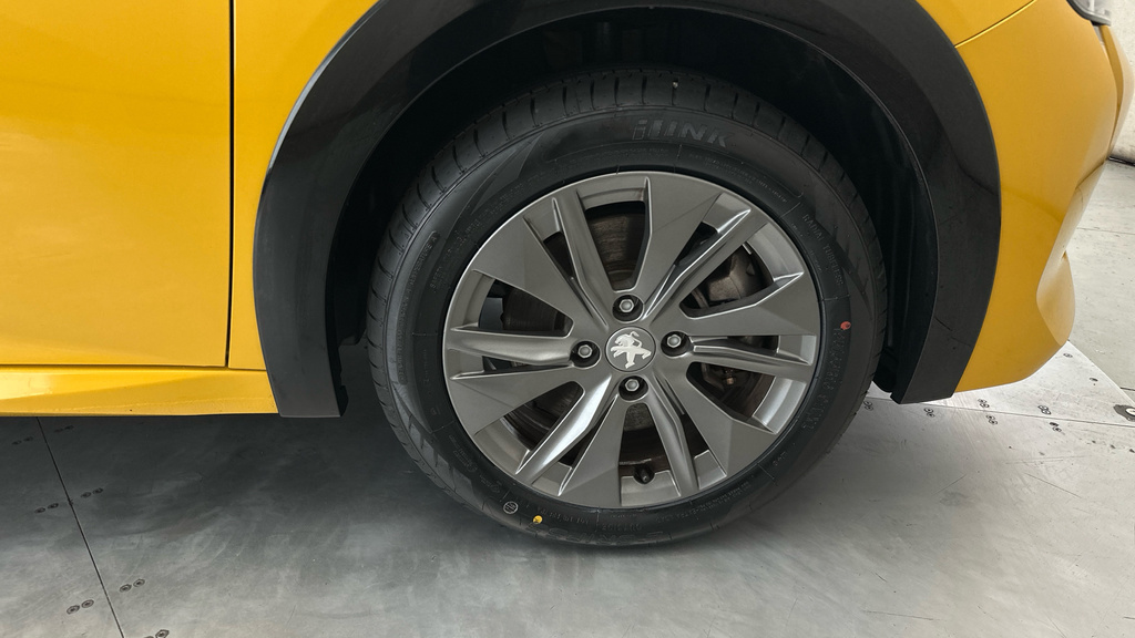 Peugeot e-208 208 Allure Premium Ev Yellow #24