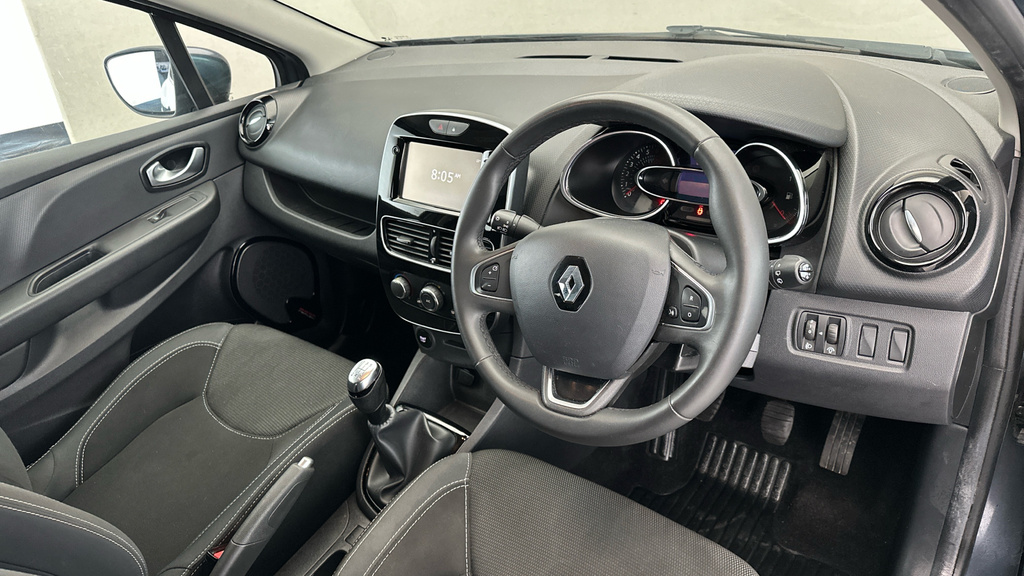 Renault Clio 1.2 16V Play Hatchback  #9