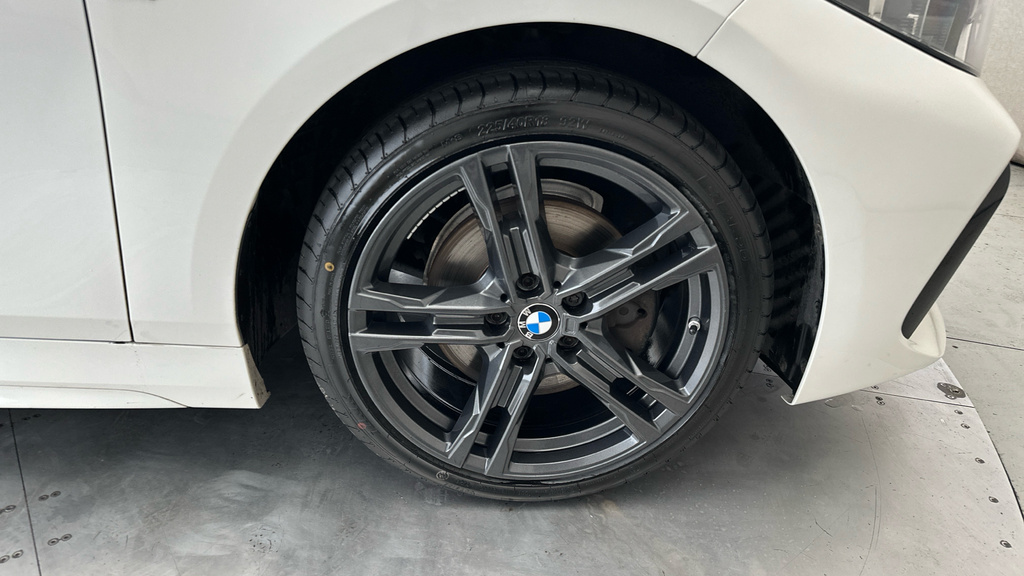 BMW 1 Series 118D M Sport Step White #26