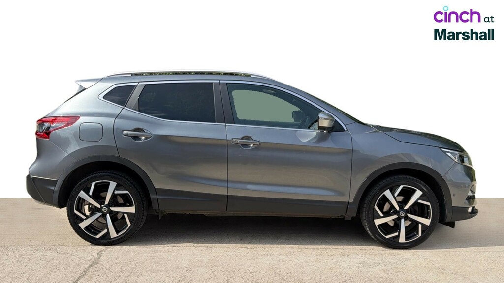 Nissan Qashqai Hatchback Silver #2