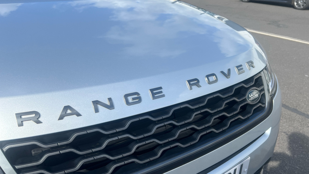 Land Rover Range Rover Evoque 2.0 Standard Mhev 200 Bhp White #38