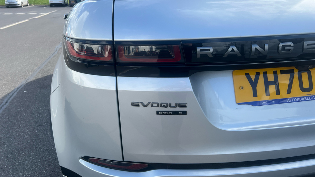 Land Rover Range Rover Evoque 2.0 Standard Mhev 200 Bhp White #36