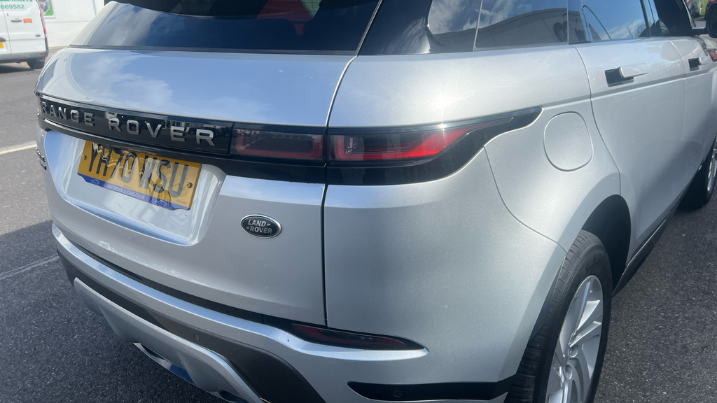 Land Rover Range Rover Evoque 2.0 Standard Mhev 200 Bhp White #34