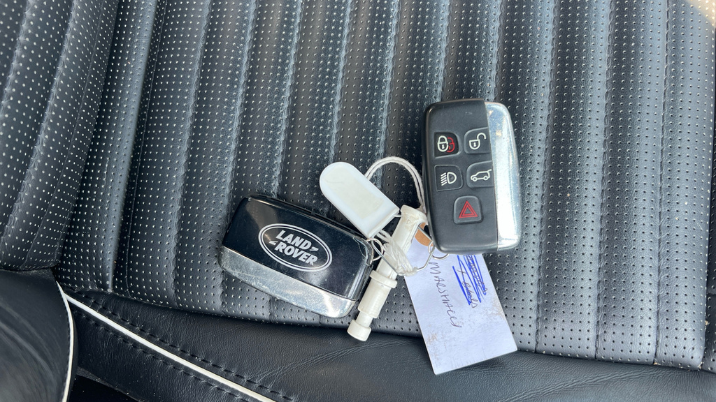 Land Rover Discovery Diesel Blue #22