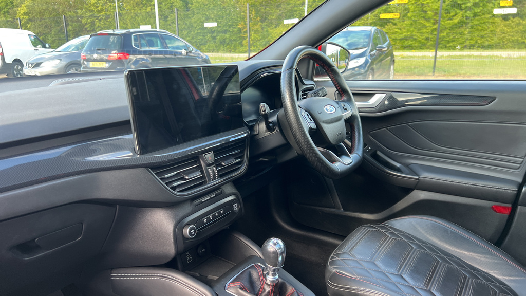 Ford Focus 1.0 Ecoboost Hybrid Mhev 155 St-line Style At White #10