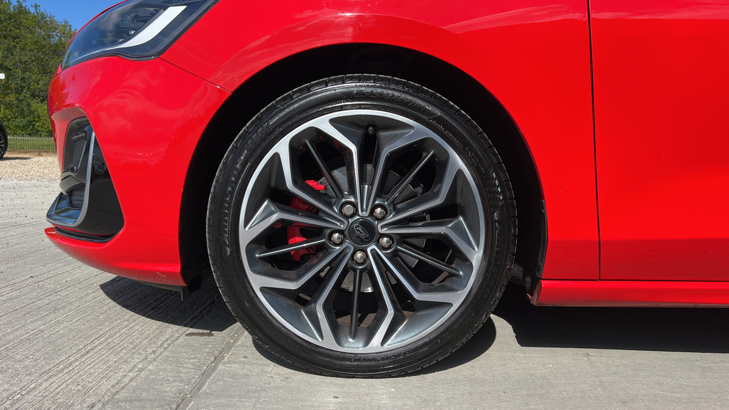 Ford Focus 1.0 Ecoboost Hybrid Mhev 155 St-line Style At White #16