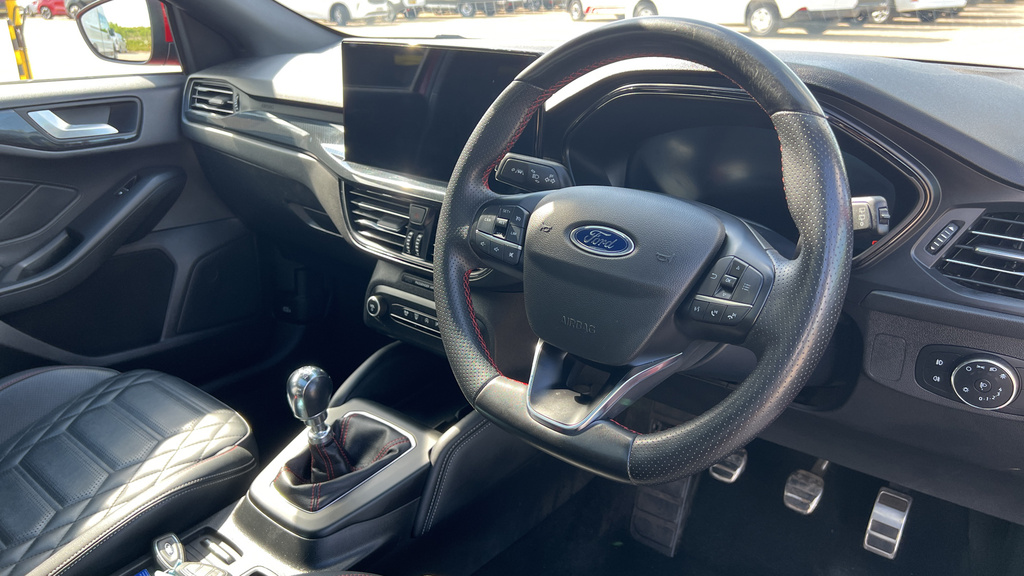 Ford Focus 1.0 Ecoboost Hybrid Mhev 155 St-line Style At White #9