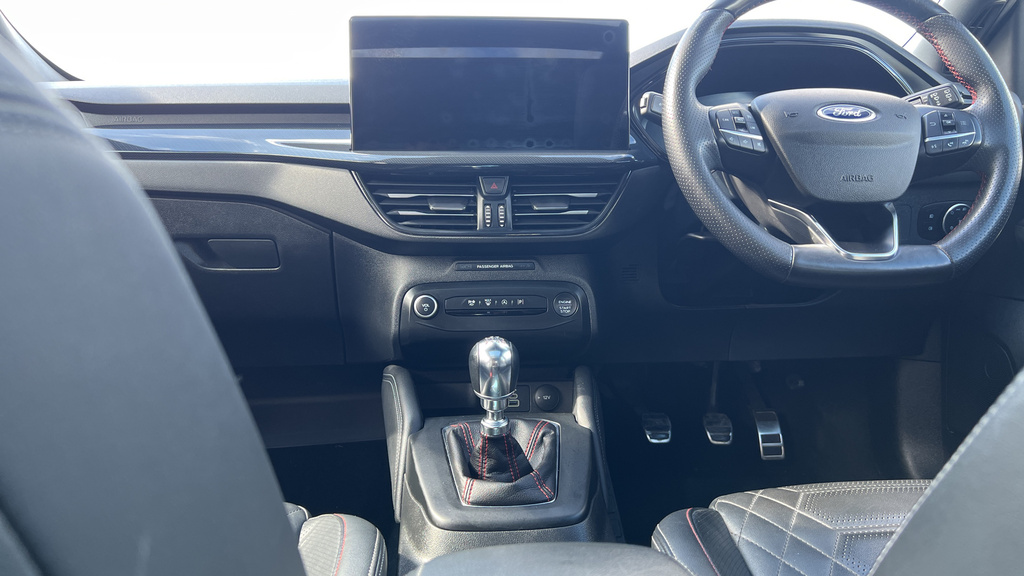 Ford Focus 1.0 Ecoboost Hybrid Mhev 155 St-line Style At White #12