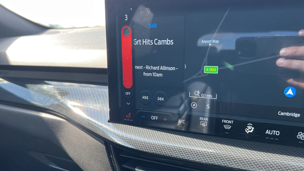Ford Focus 1.0 Ecoboost Hybrid Mhev 155 St-line Style At White #34
