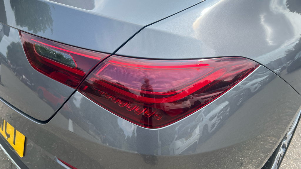 Mercedes-Benz CLA Class Cla 220D Amg Line Premium Plus Tip White #33