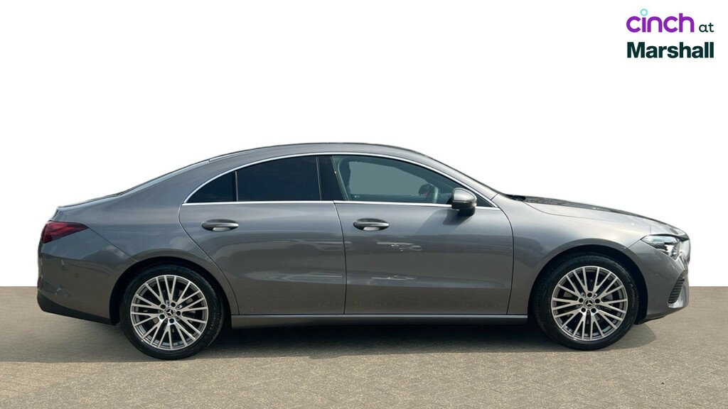 Mercedes-Benz CLA Class Cla 220D Amg Line Premium Plus Tip White #4