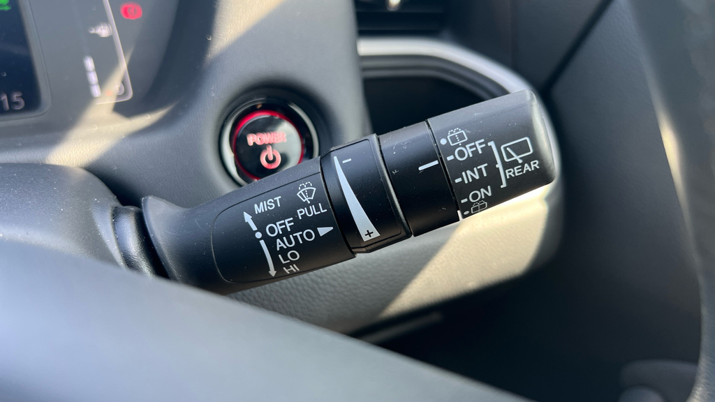 Honda Jazz 1.5 I-mmd Ex Ecvt Blue #25