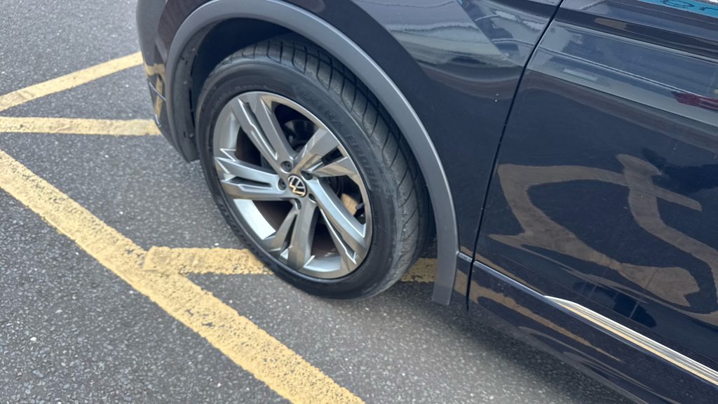 Volkswagen Tiguan Elegance Grey #37