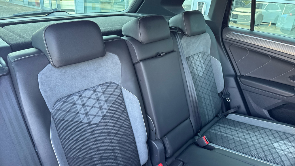 Volkswagen Tiguan Elegance Grey #14