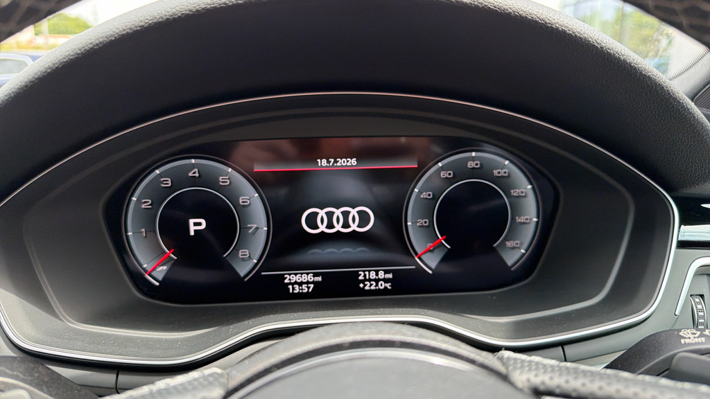 Audi A5 2.0 Tfsi 40 Black Edition Coupe S Troni AK23HHD White #16