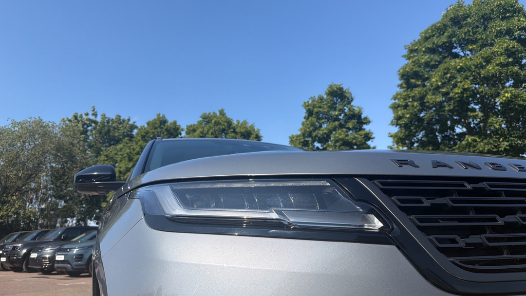Land Rover Range Rover Velar 2.0 P250 Dynamic Hse Black #28