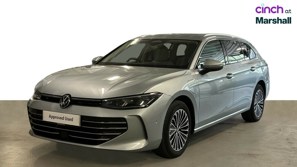 Volkswagen Passat Passat R-line Phev Green #8