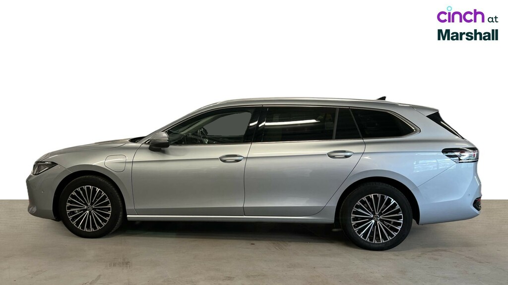 Volkswagen Passat Passat R-line Phev Green #6