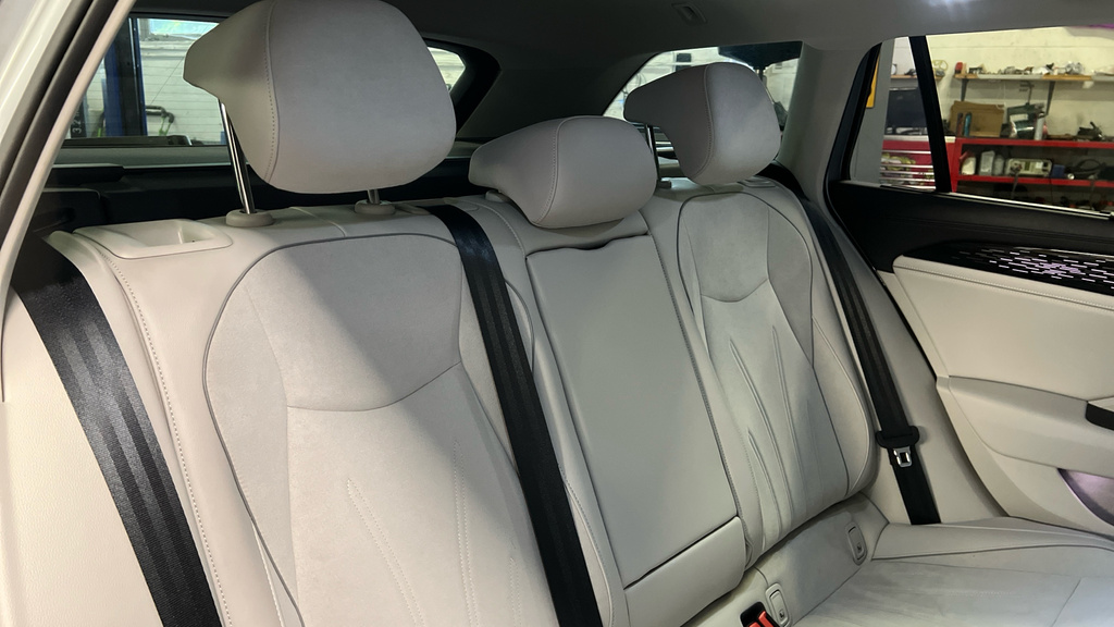 Volkswagen Passat Passat R-line Phev Green #14