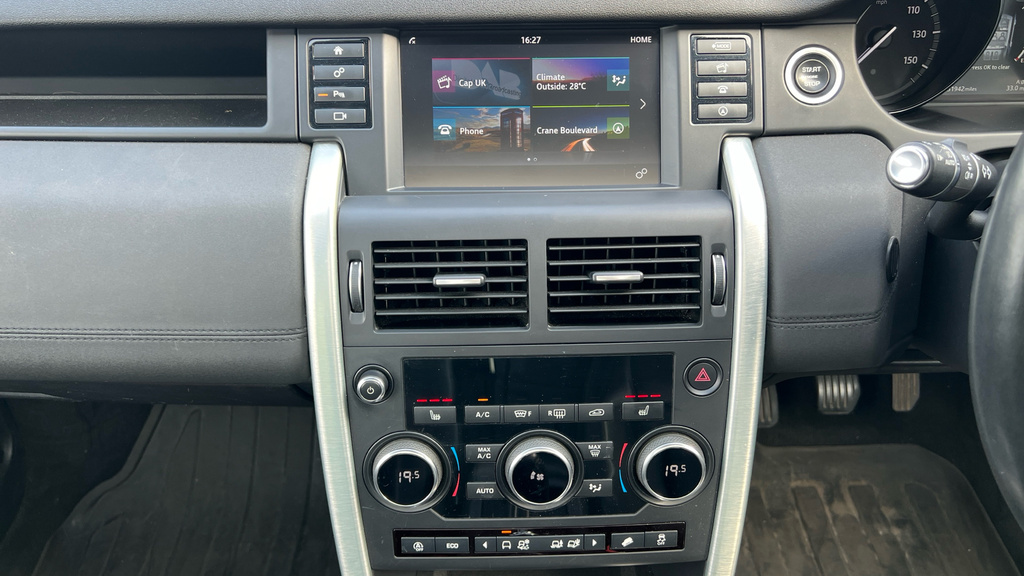 Land Rover Discovery Sport Black #19