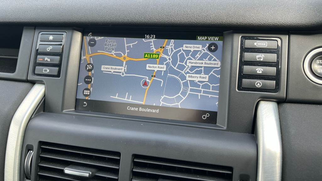 Land Rover Discovery Sport Black #20