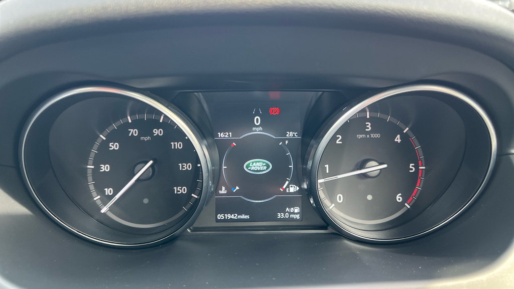 Land Rover Discovery Sport Black #25