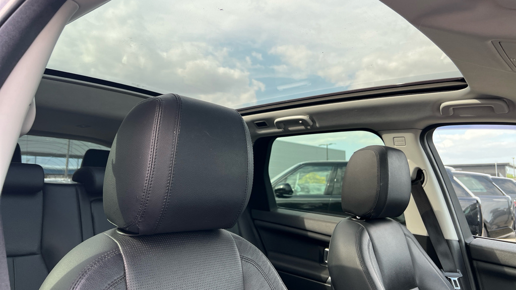 Land Rover Discovery Sport Black #41