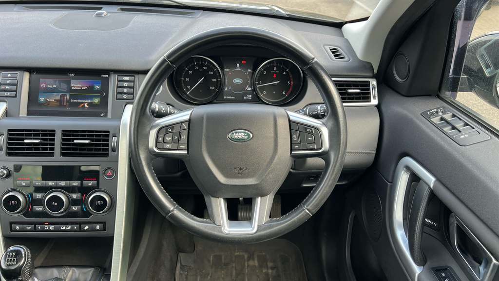 Land Rover Discovery Sport Black #53