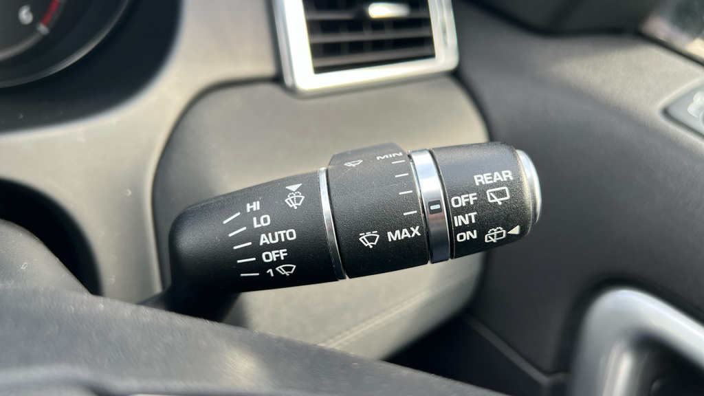 Land Rover Discovery Sport Black #36